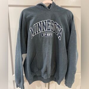 Minnesota Hoodie men’s size L
